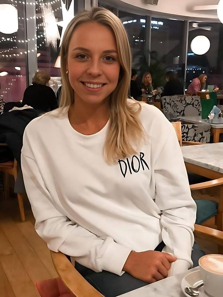 Anett Kontaveit Estonian Former tennis Player Candid 8.5 x 11 Photograph Collectibles:Photographic Images:Photographs Style Your Walls